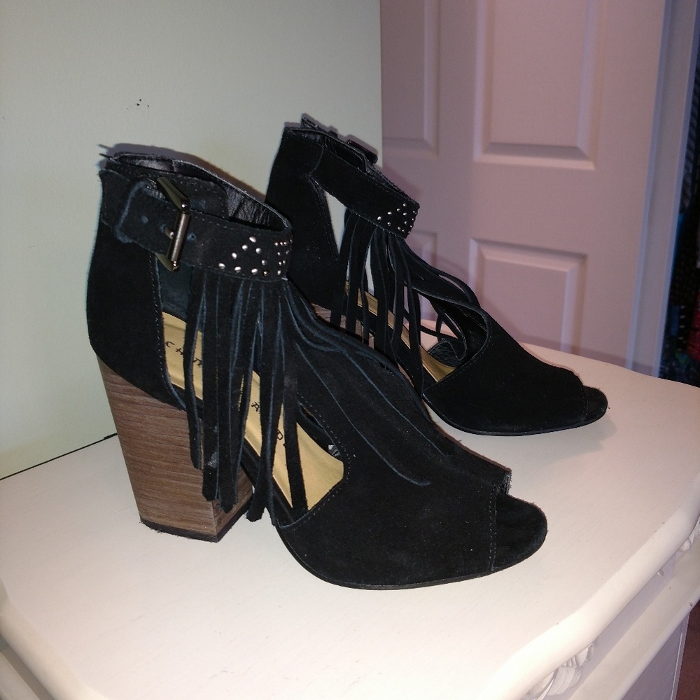 Black fringe Chinese Laundry shoes